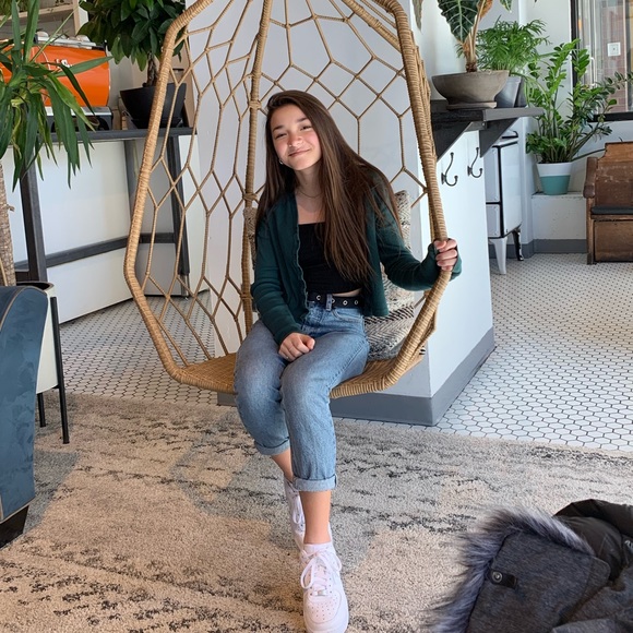 mia_nwood